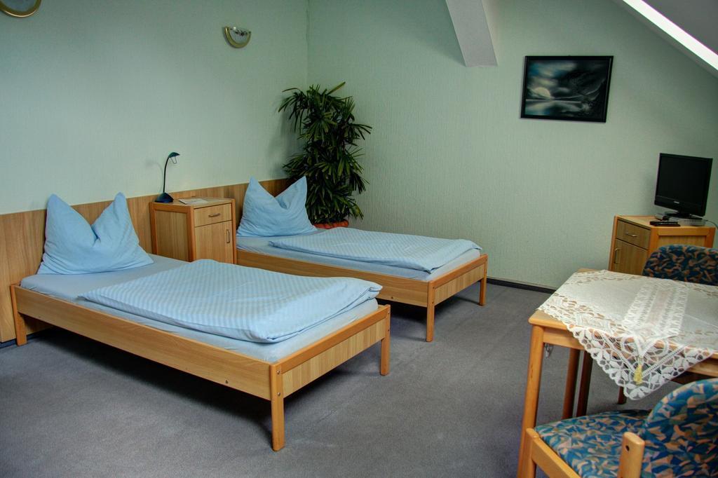Werners Landgasthaus Lieskau Habitación foto